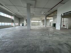 Gul Crescent (D22), Warehouse #565814821